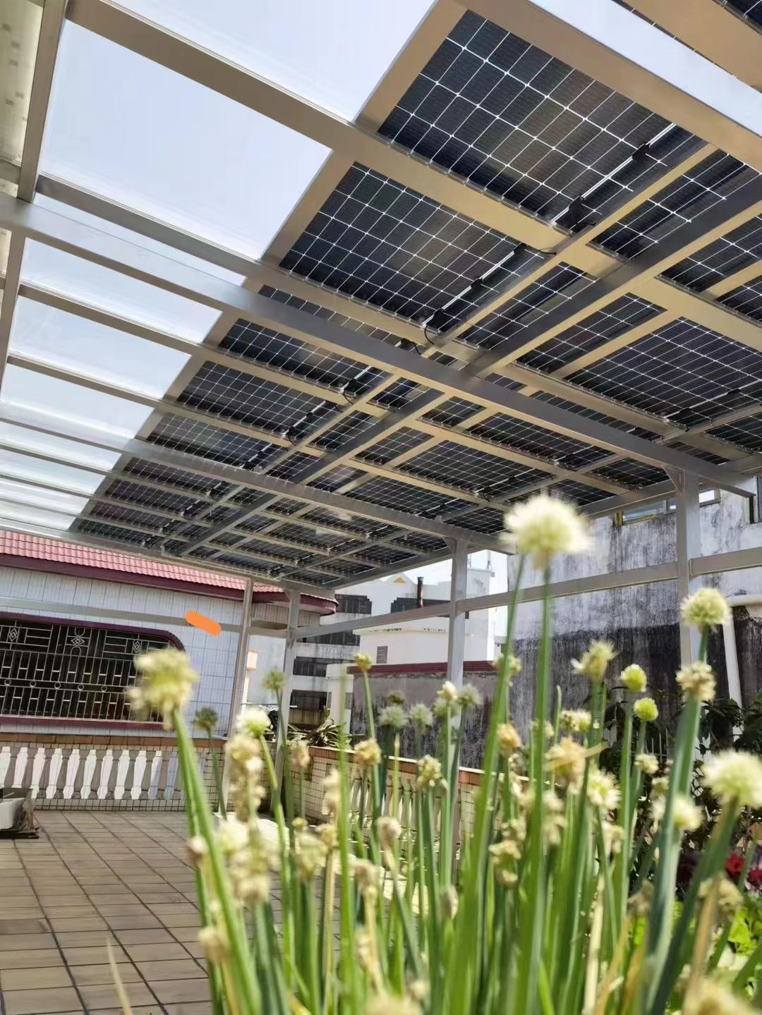 兴化别墅家用屋顶太阳能发电系统安装
